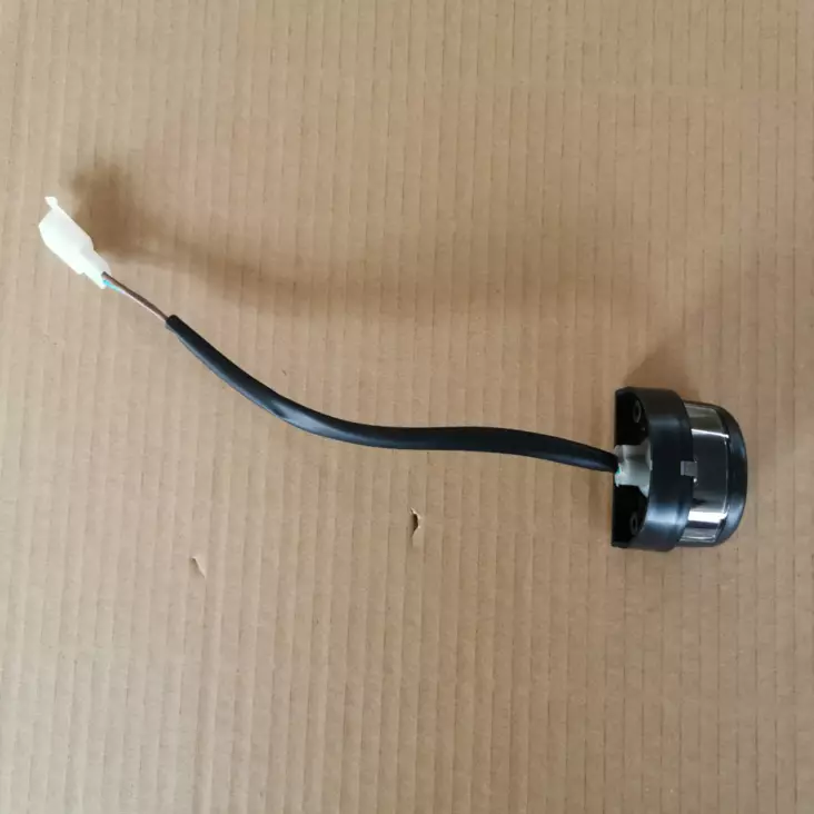 SilverFox Four 2.0 Rekisterikilven valo - Silverfox Four 2.0 - KMJCFOXOSA090 - 1