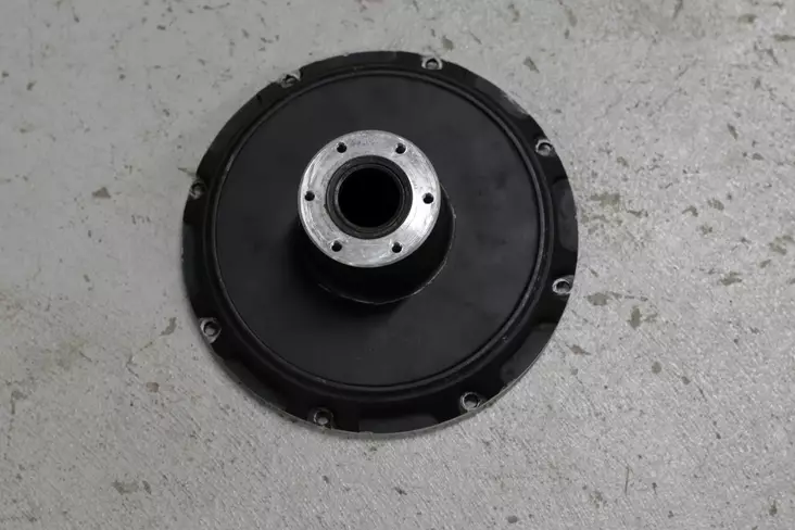 Kruiser: Moottorin kansi, vasen B-OSA - Kruiser 2.0 - KMOSA0923 - 1