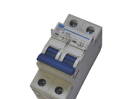 AUTOMAATTISULAKE 16A/415V - Caravan Johdot, rasiat - AH216 - 1