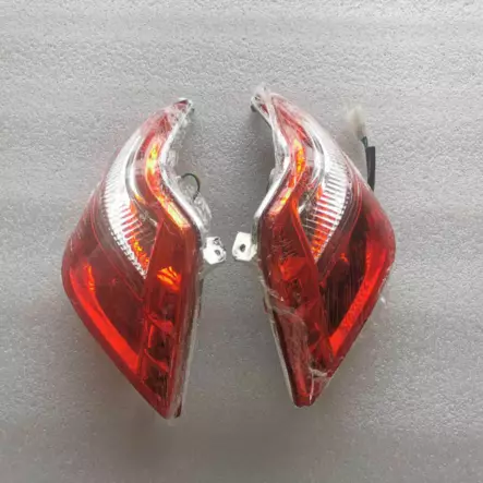 SilverFox Four 2.0 Takavalo pari - Silverfox Four 2.0 - KMJCFOXOSA088 - 1