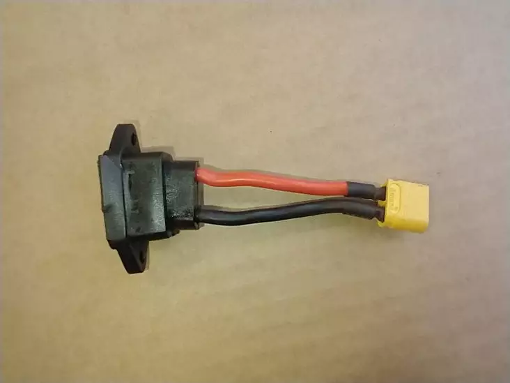 Kruiser: Akun virtaliitin XT60 - Kruiser 2.0 - KMOSA1018 - 1