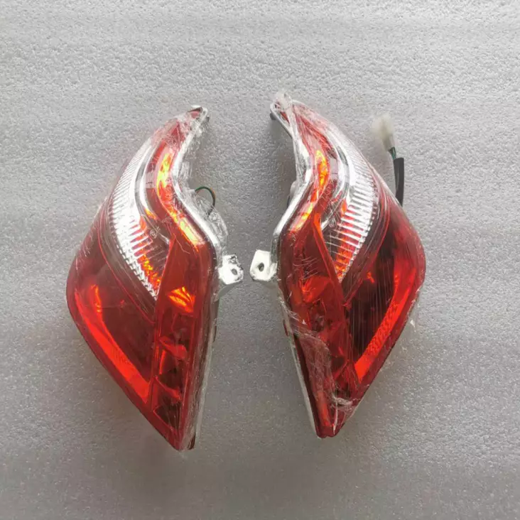 SilverFox Four 2.0 Takavalo pari - Silverfox Four 2.0 - KMJCFOXOSA088 - 1