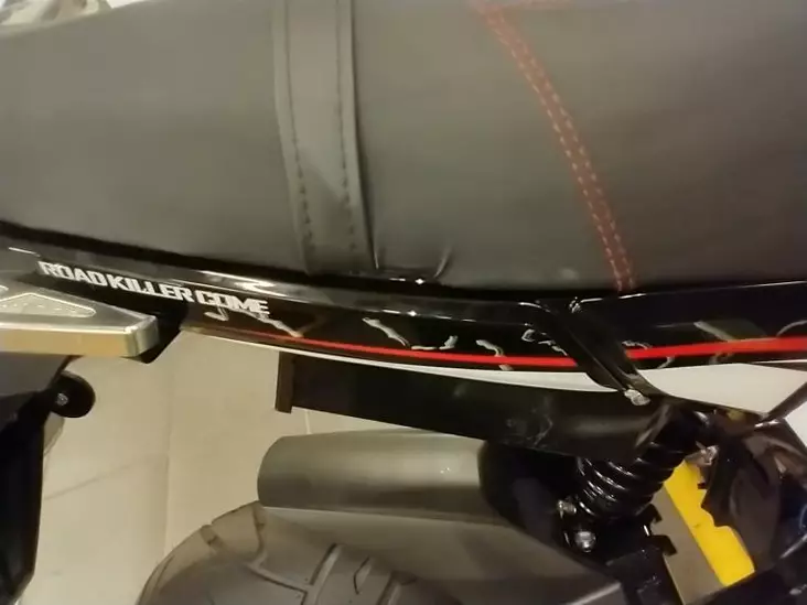 SuperMoto Istuimen alapuolinen kate oikea - SuperMoto - KMJCOSA059 - 1